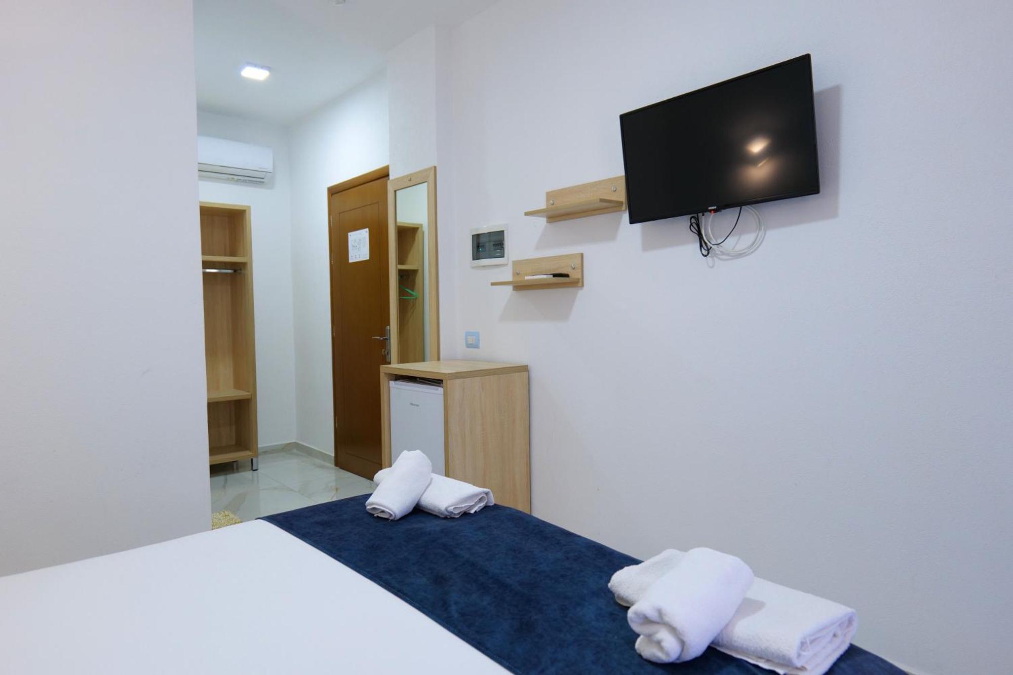 Hotel Vathi Ksamil Extérieur photo