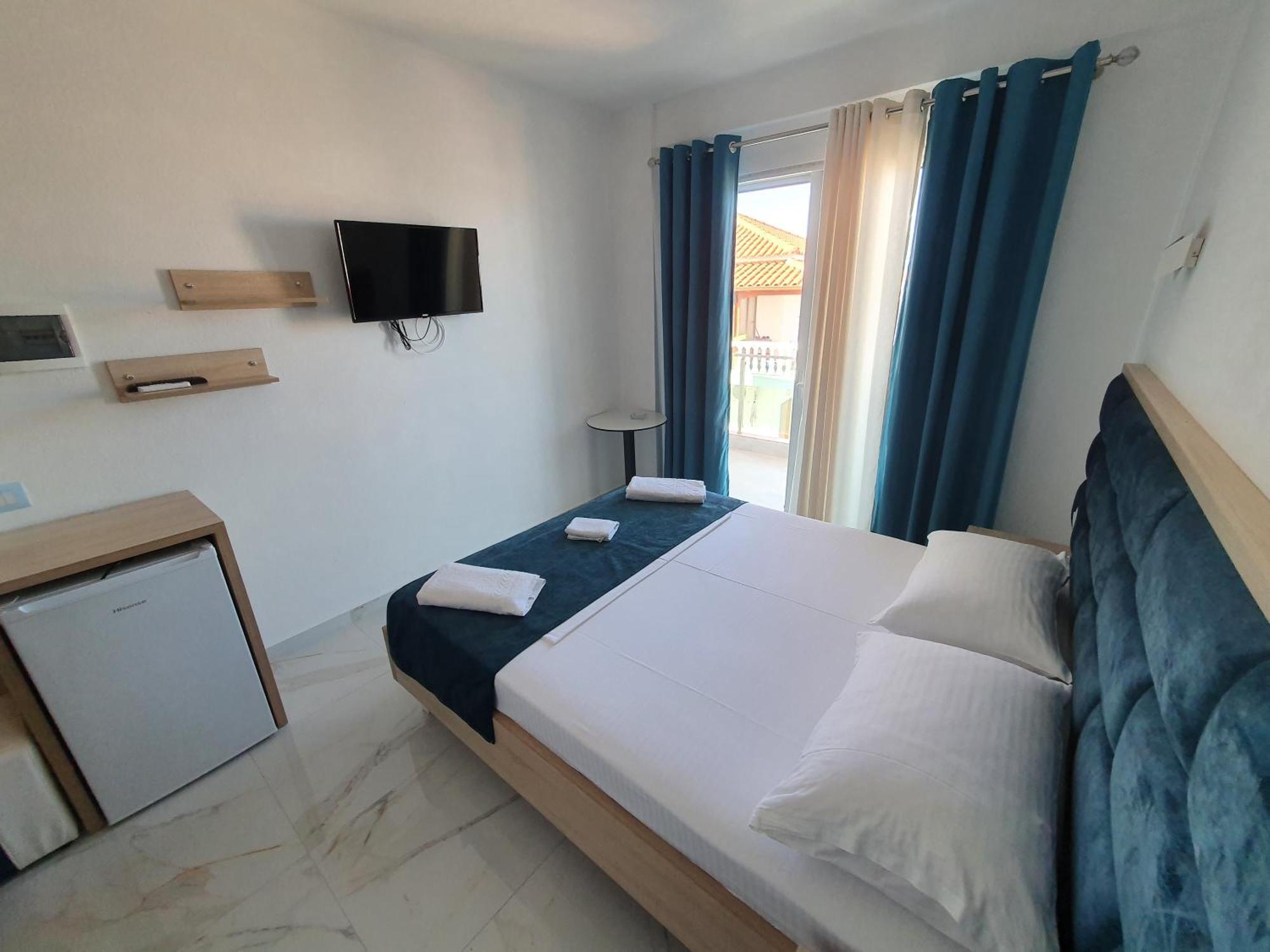Hotel Vathi Ksamil Extérieur photo