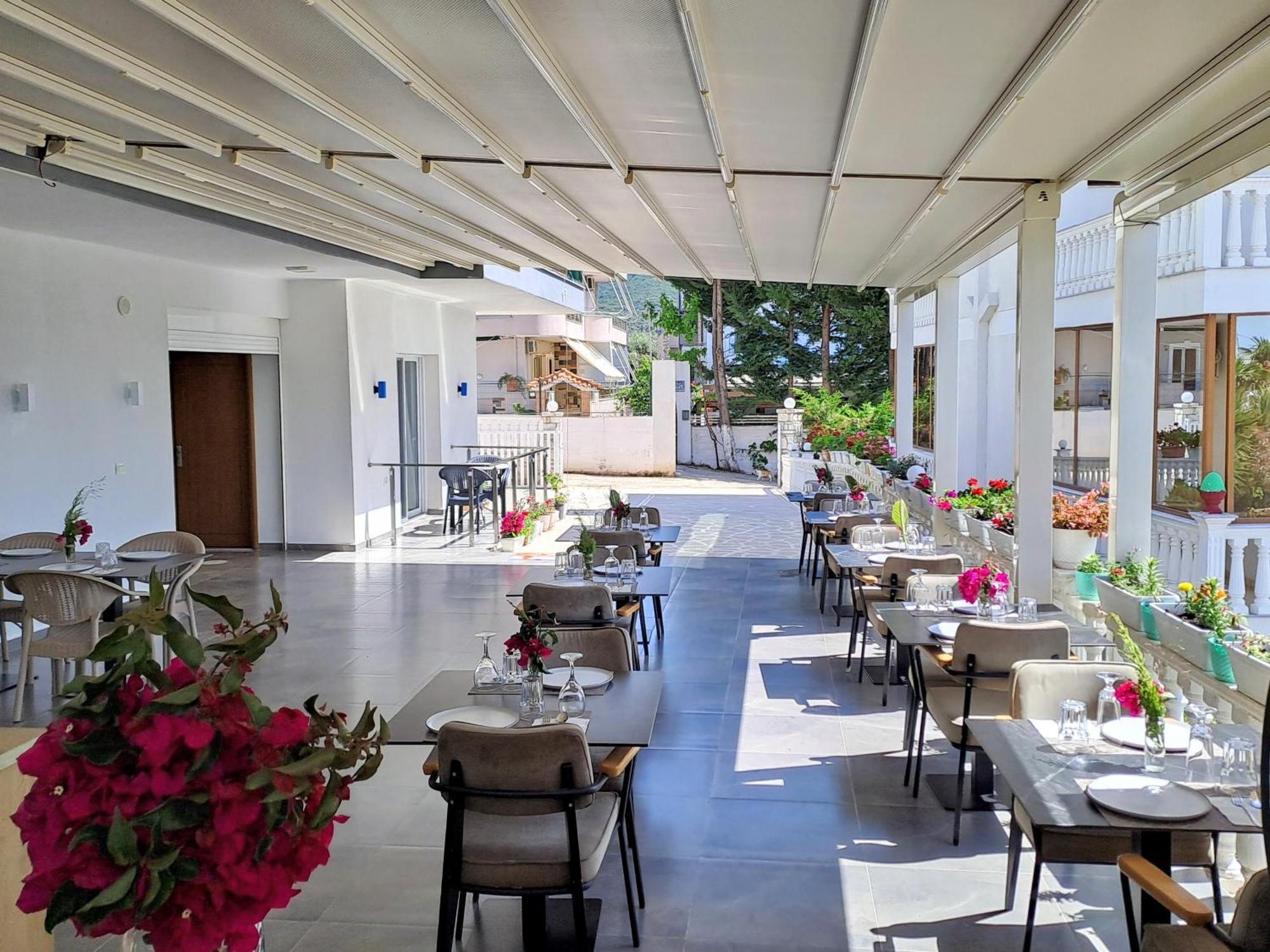 Hotel Vathi Ksamil Extérieur photo