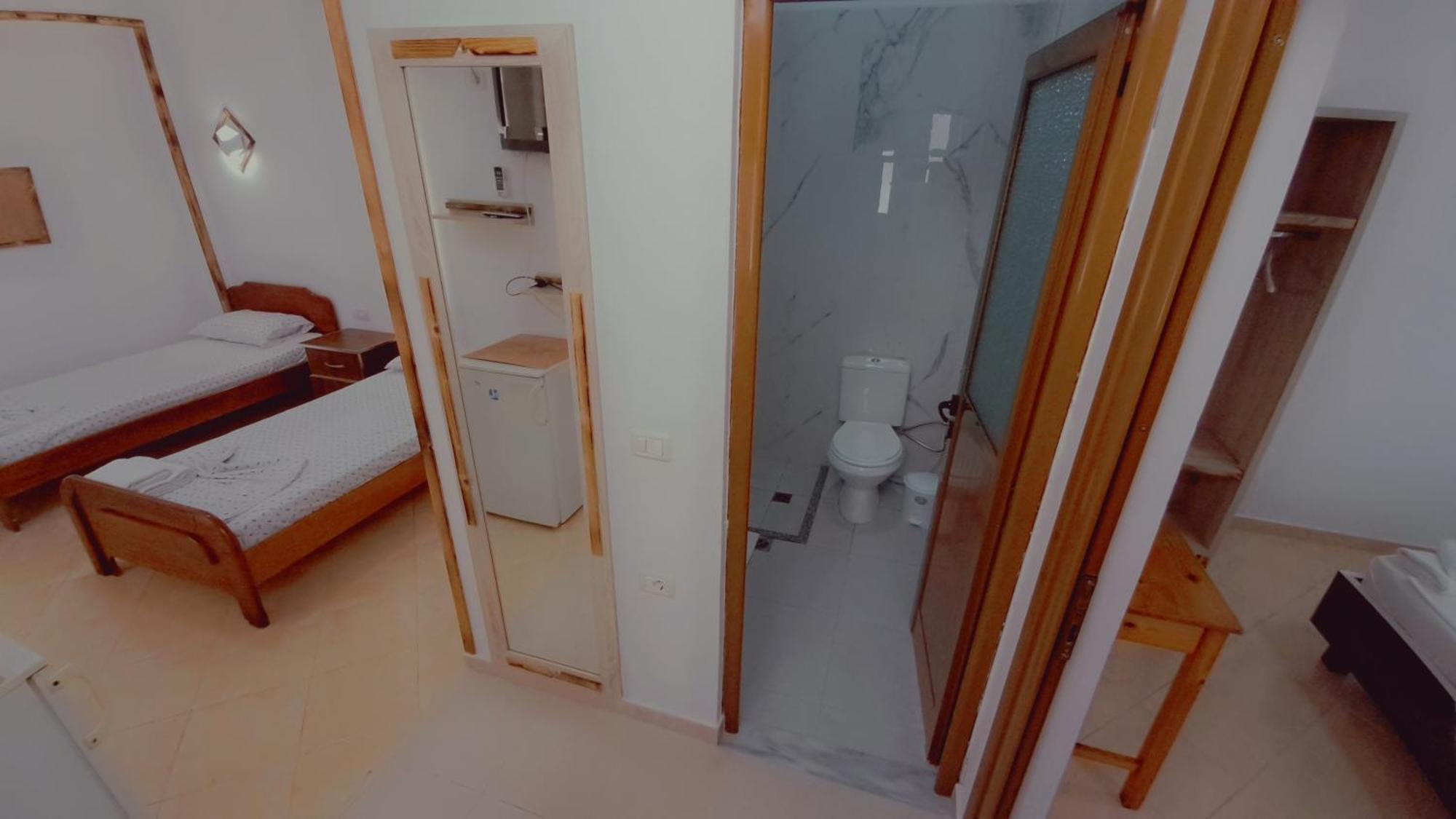 Hotel Vathi Ksamil Extérieur photo