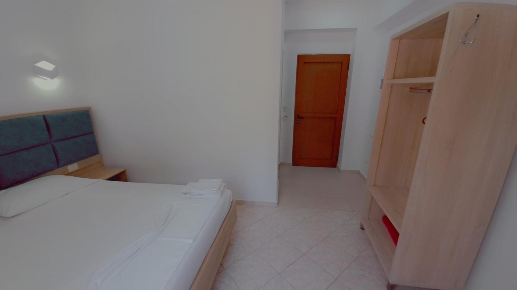 Hotel Vathi Ksamil Extérieur photo